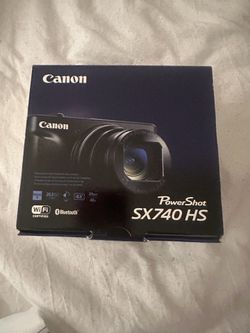Canon Powershot SX740 HS - Silver - like new