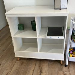 delta Kids Bookcase/toy Storage 