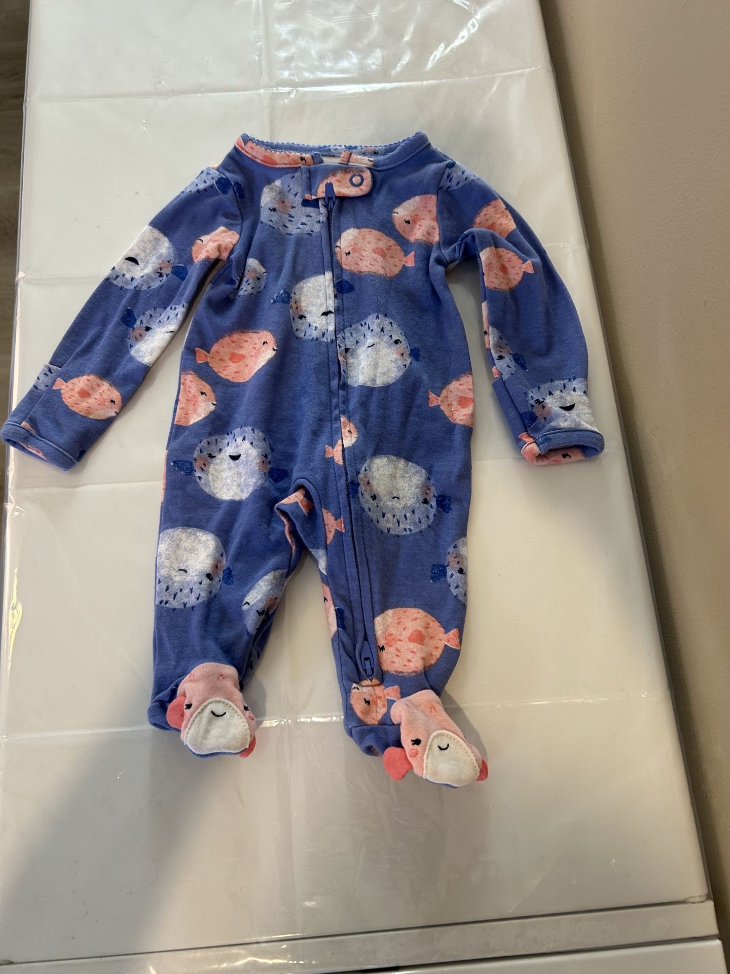Newborn clothing