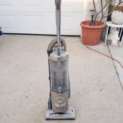 Shark Vacuum 