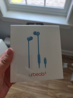 Brand New UrBeats 3