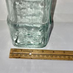Glass storage container Thumbnail