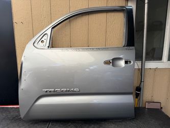 2016 2017 2018 2019 2020 2021 2022 2023 TOYOTA TACOMA LEFT FRONT DOOR OEM USED