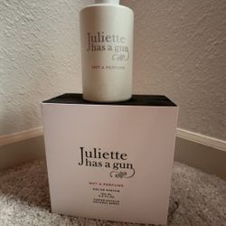 Juliette Has A Gun Not A Perfume 