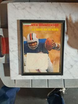 1973 Oj Simpson Sports Illustraed With Signatured Inside