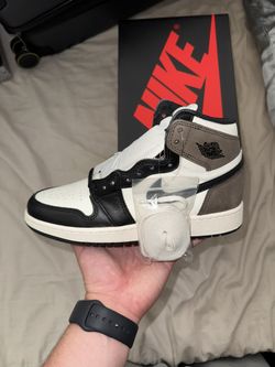 Jordan 1 High Dark Mocha