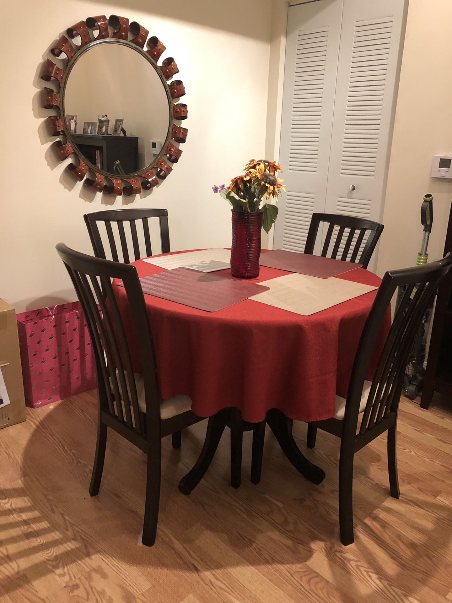 Dark Brown round kitchen table and chairs for sale!