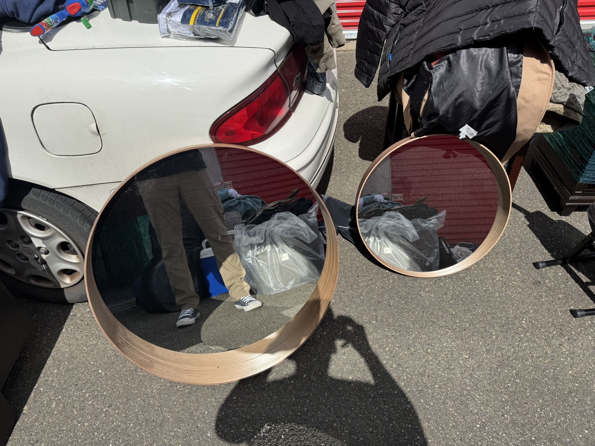 30’ Mirror 20’ Mirror Round