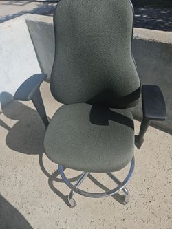 chair office/desk