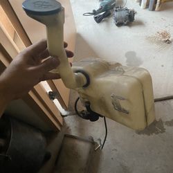 S2000 Windshield Reservoir
