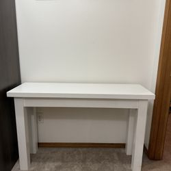 Entry/Console table