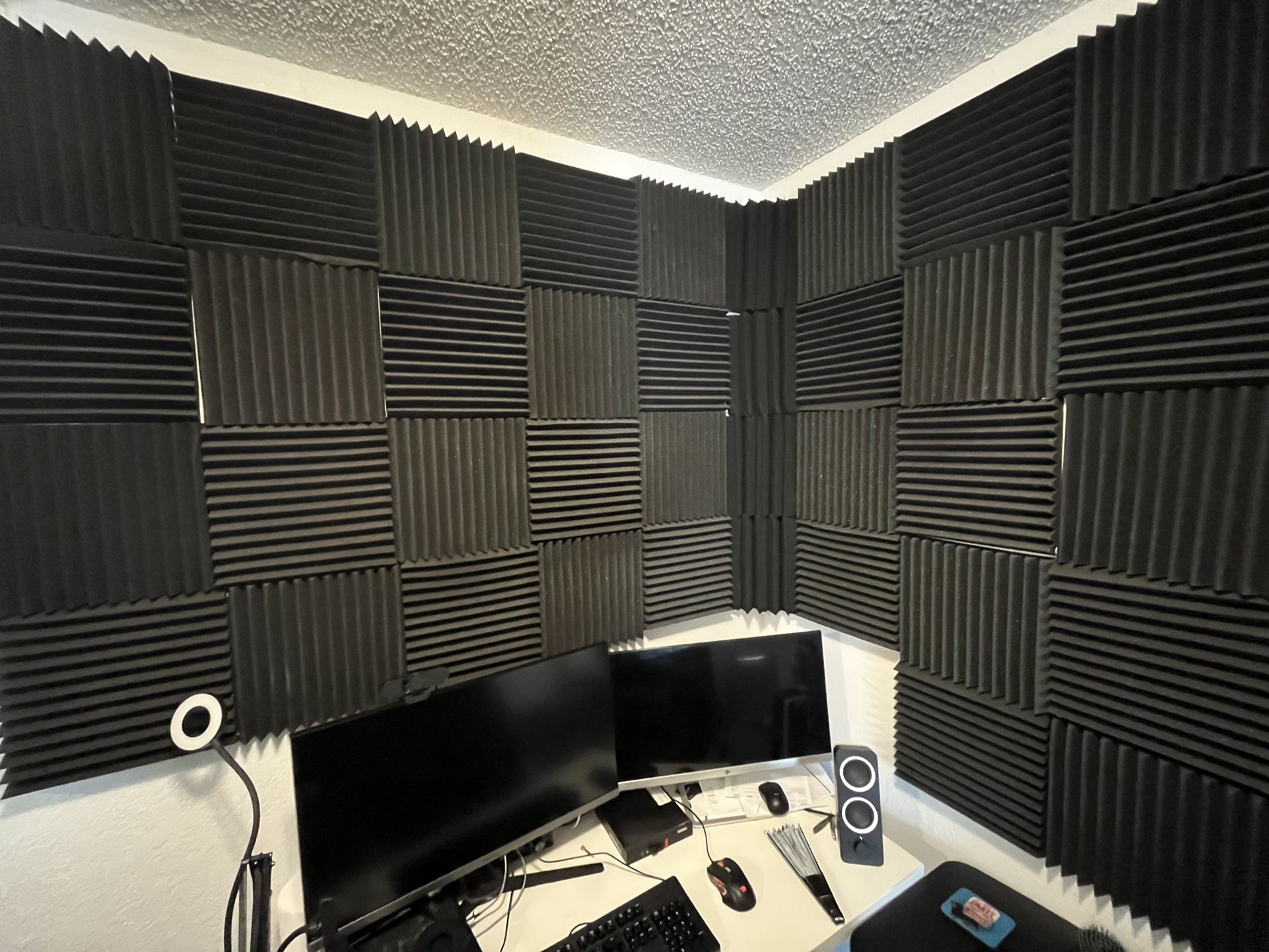 Acoustic Foam: 52 Piece Set