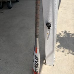 Easton Maxum 360 Youth Baseball Bat 30" 20oz USSSA 2 3/4" White Orange Black