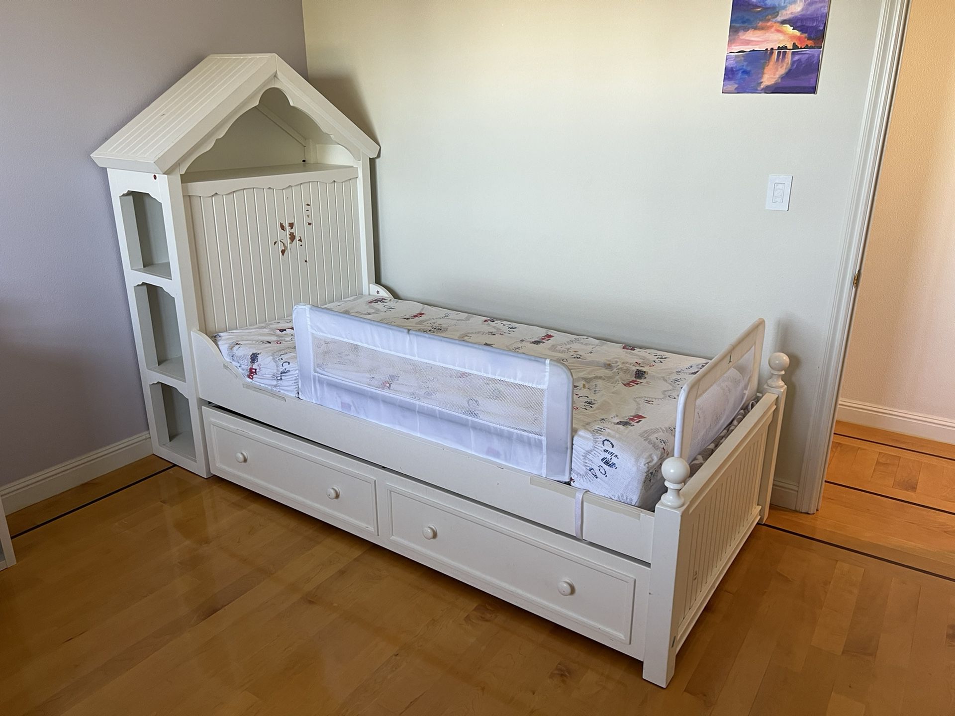 Cafekid Kids Bed — Solid Wood