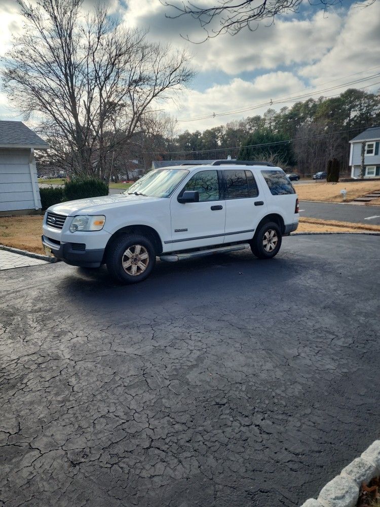 2006 Ford Explorer