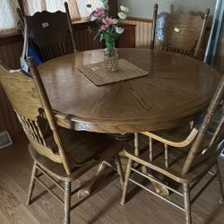  Country Kitchen Table. 