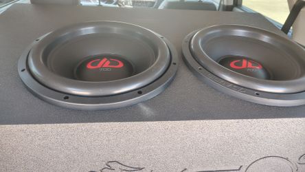 2 Dd audio 715f d4 15 inch Subwoofers with box