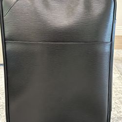 Louis Vuitton LV Pegase 55B black Epi Suitcase