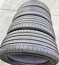 235/45/18 Michelin vendo un set de llantas usadas excelente condiciones de vida las 4 ✅🤩I am selling a set of used tires, all 4 in excellent living c