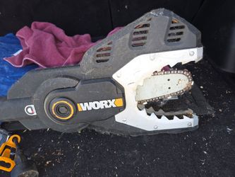 Works chainsawsaw. Electric.