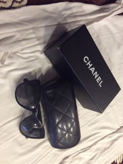 Chanel black sunglasses (authentic) with box, case, and sleeve