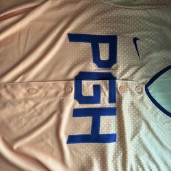 Roberto Clemente Pirates City Connect XL