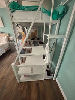 Loft bed like new