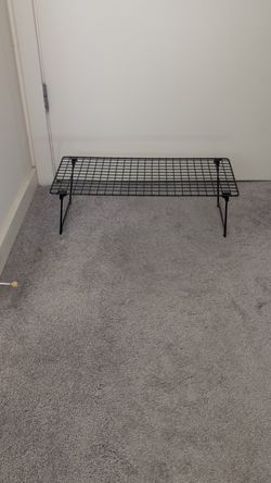 Black folding wire shelf
