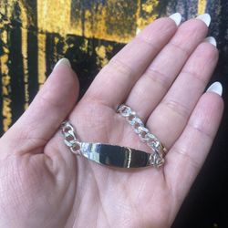  STERLING SILVER BRACELET 