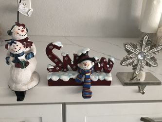 Set Of Stocking Holders