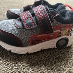 Disney Pixar Lighting McQueen Sneakakrs 