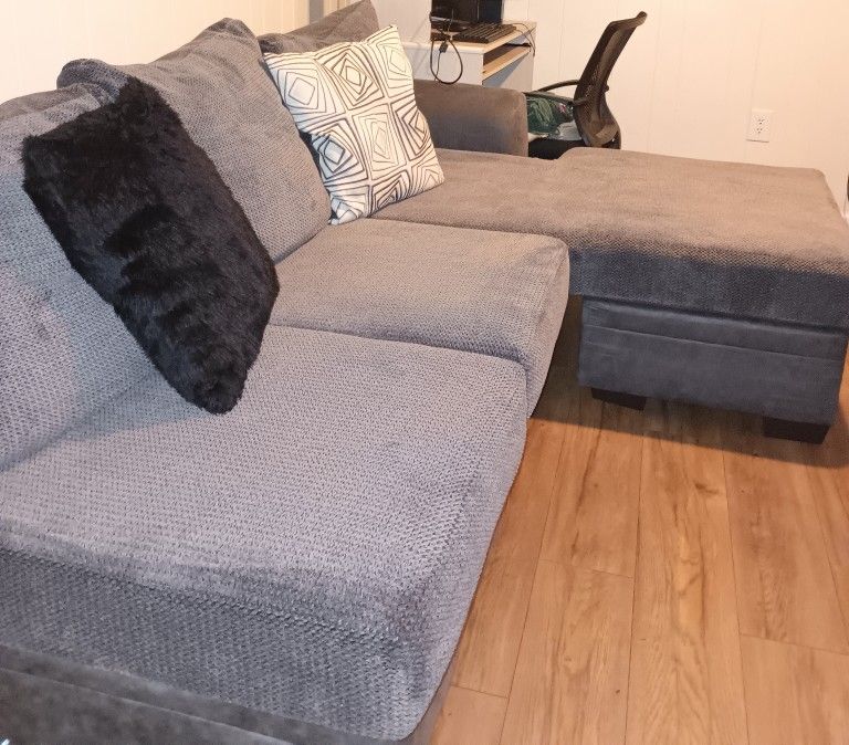  Used Gray Couch