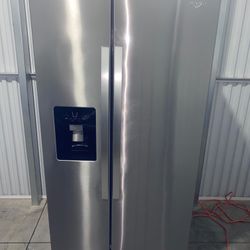Refrigerator 