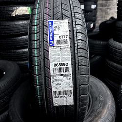 SET OF NEW 255/65/18 MICHELIN PRIMACY ALL SEASON INCLUDING MOUNT AND BALANCE 