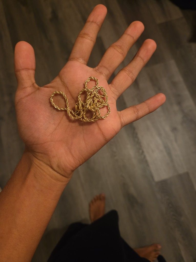 Gold Twisted Rope Chain