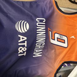 Sophie Cunningham Autographed Jersey