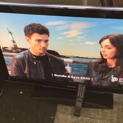 46” Sharp LCD Stereo Flat Screen Tv With Remote.   $50 or OFFER