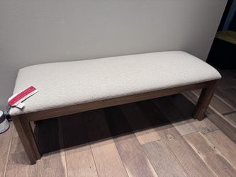 Entry Bench