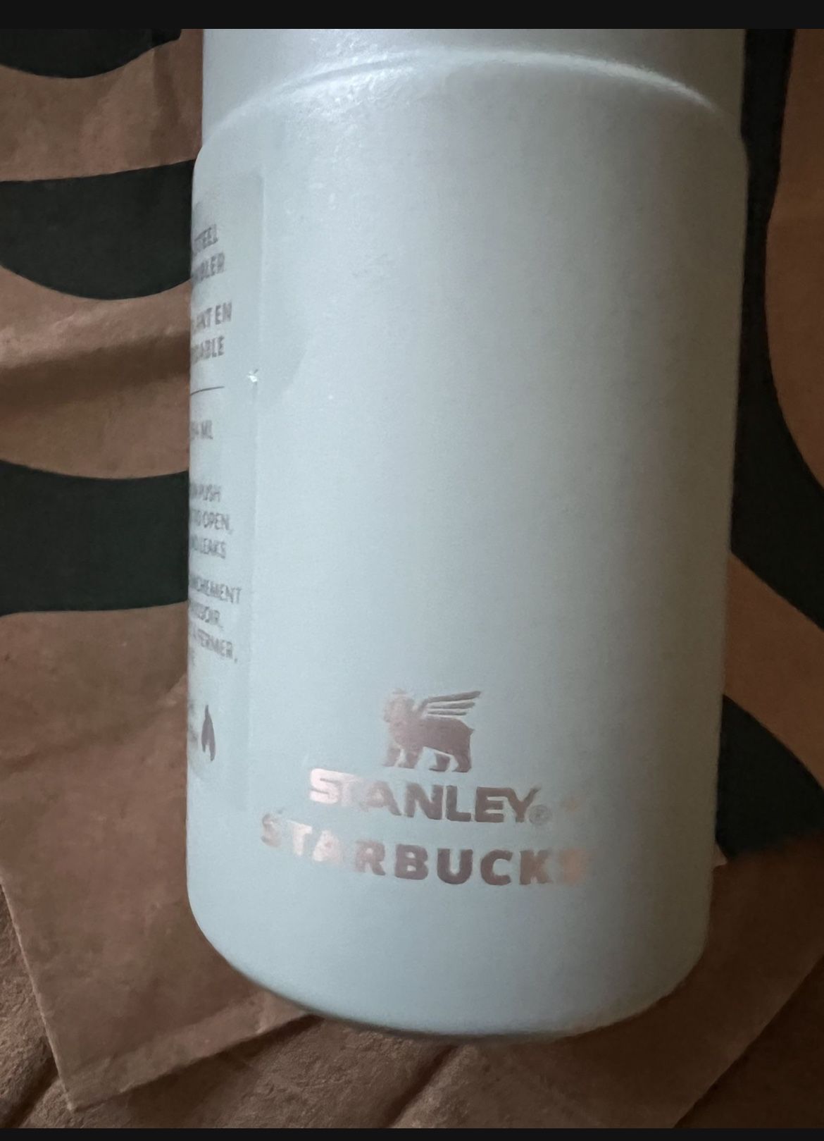 Exclusive Starbucks Stanley Peach for Sale in Lower Gwynedd Township, PA -  OfferUp