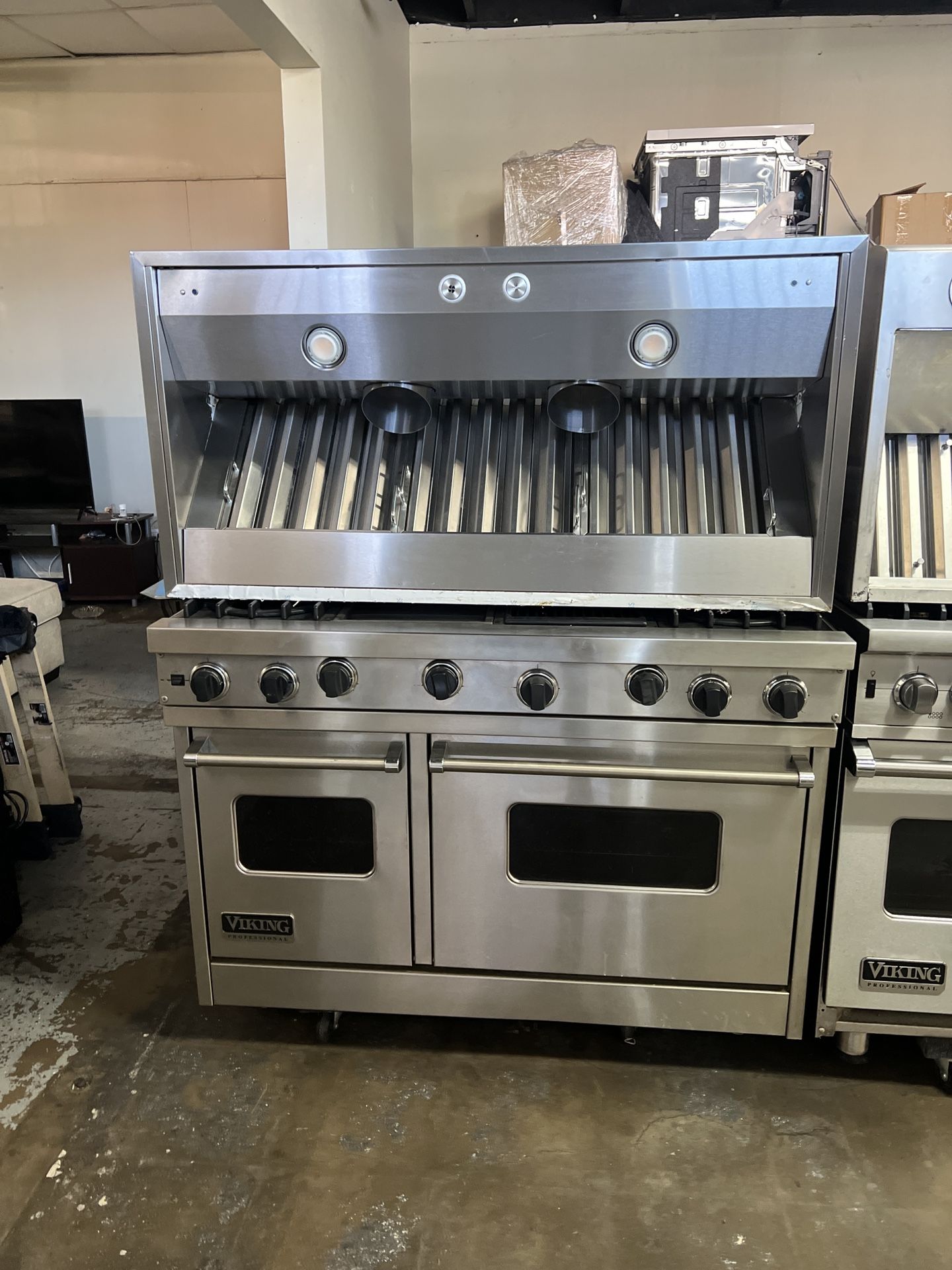Viking 48”Wide Gas Range Stove And Viking 48”Range Hood In Stainless Steel 