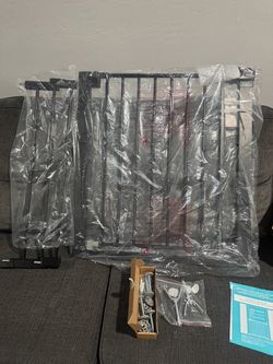 Baby pet gate black