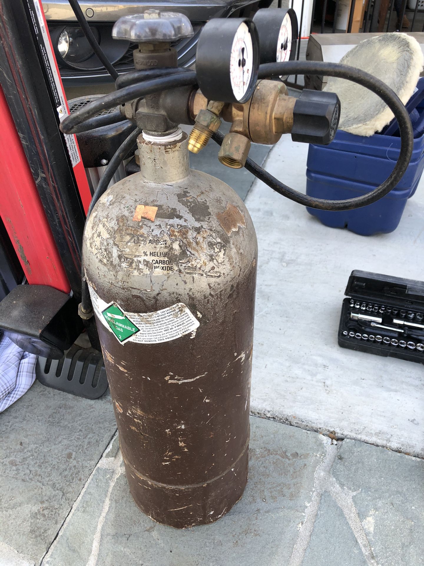 10lb Compressed Gas Tank