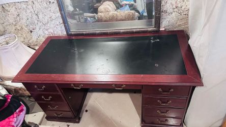 Escritorio más silla