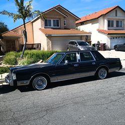 1988 Lincoln Town Car