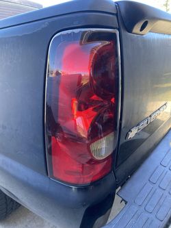 05 Chevy Back Light Covers