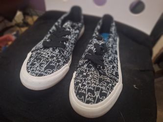 Blowfish Malibu Slip-on Tennis, Blk/WHT  With Cat Faces Throughout,  Size 7.5
