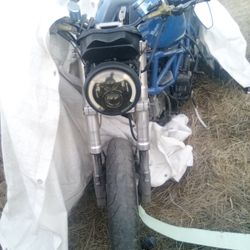 99 Ducati Monster 908cc Motor A Lot Of Aftermarket Parts Installed 