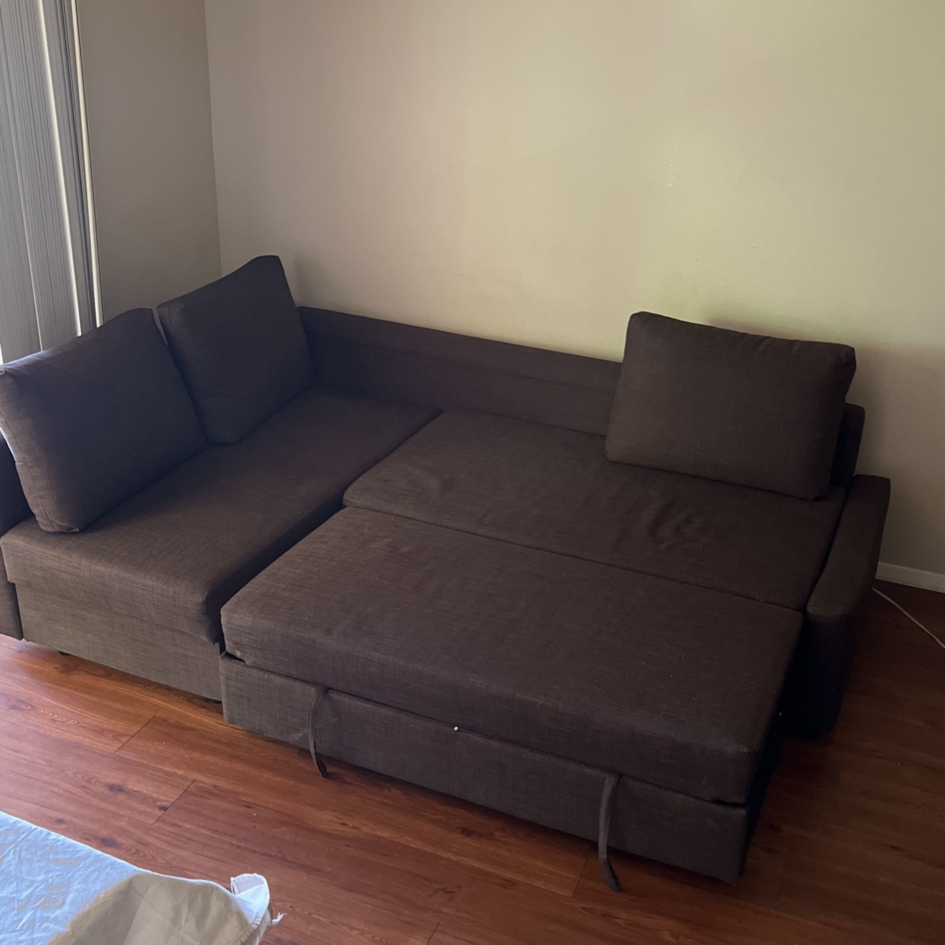 Couch for Sale in Mesa, AZ OfferUp