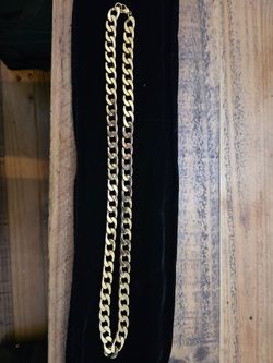 Men's Stainless steel gold chain.