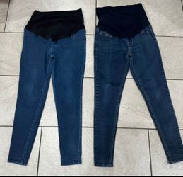 Maternity jeans size small